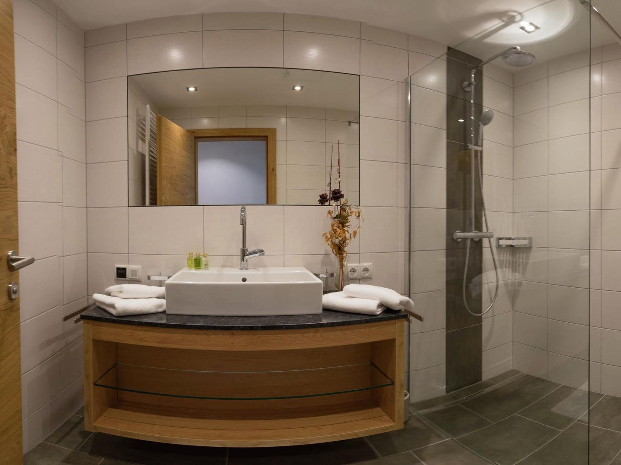 Holiday Flat Near Four Ski Lifts In Mayrhofen Exteriör bild